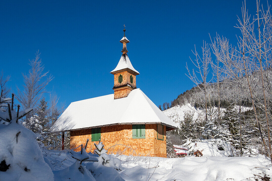 Coburg chapel in winter, Hinterriss, Karwendel, Tyrol, Austria, Europe