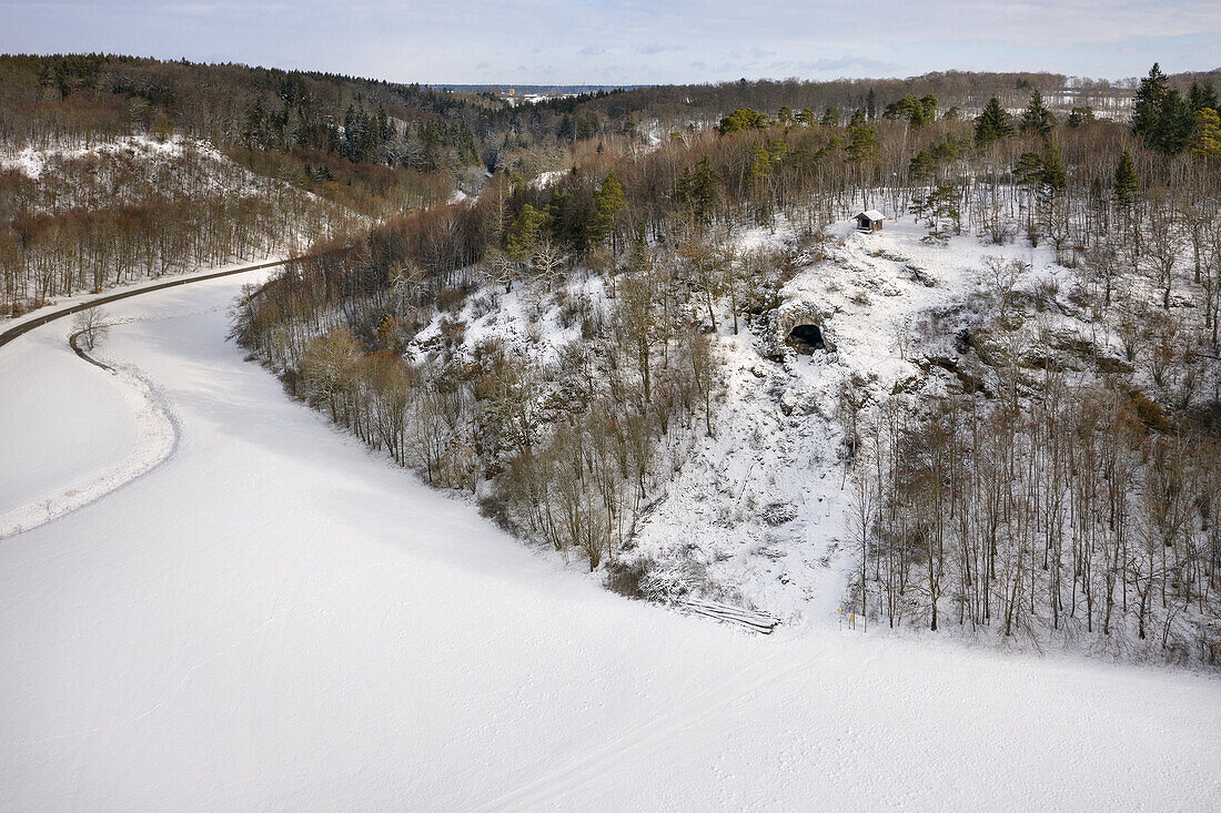 wintry blockstone cave, UNESCO World Heritage Site &quot;Caves and Ice Age Art of the Swabian Jura&quot;, Lone Valley, Swabian Jura, Baden-Württemberg, Germany, Europe