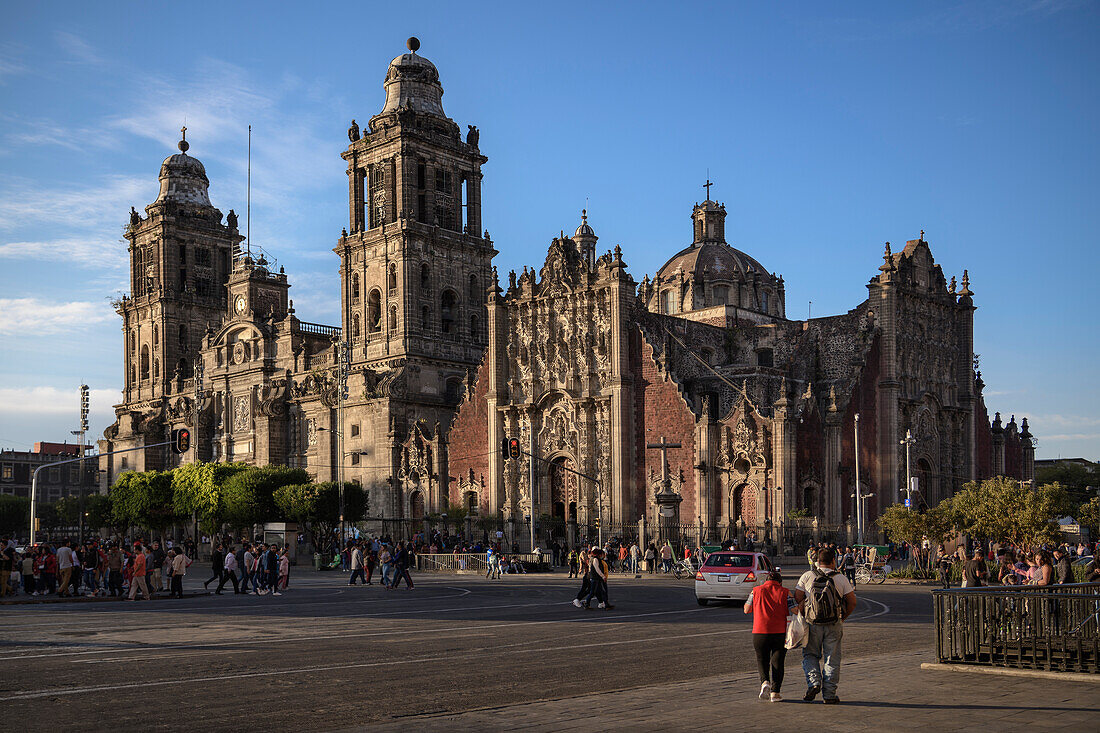 Mexico City Cathedral (Catedral Metropolitana de la Ciudad de México), Zocalo (Plaza de la Constitucion), Mexico City, Mexico, North America, Latin America, UNESCO World Heritage