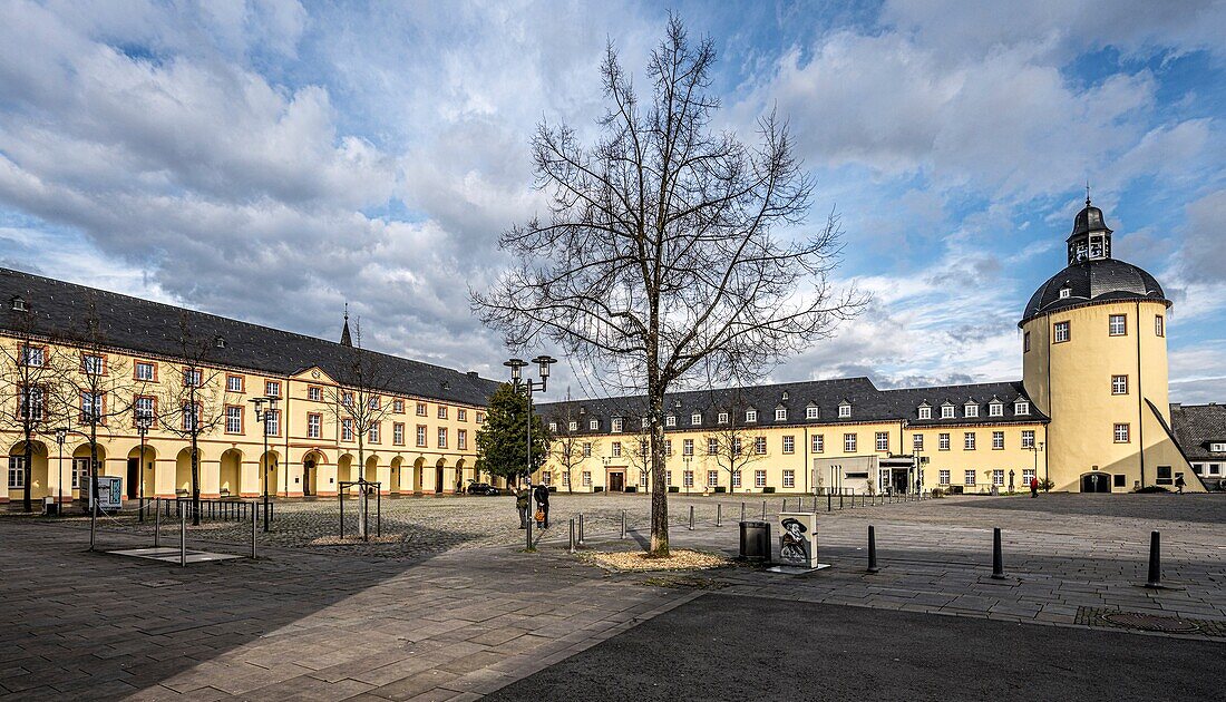 Unteres Schloss in der Altstadt von Siegen, Nordrhein-Westfalen, Deutschland