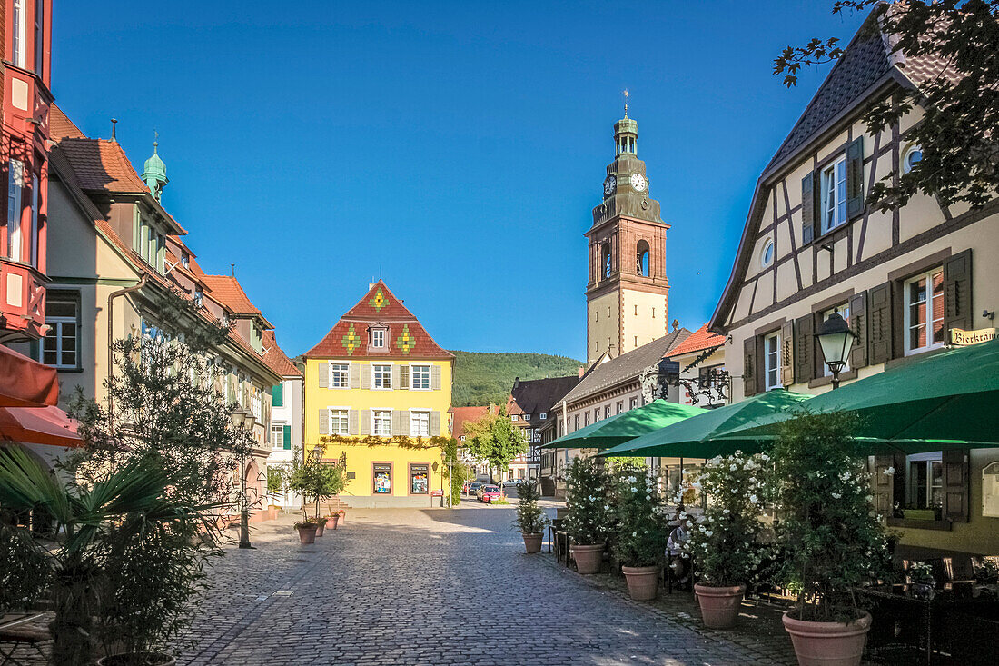 Historische Häuser am Marktplatz von Haslach im Kinzigtal, Schwarzwald, Baden-Württemberg, Deutschland