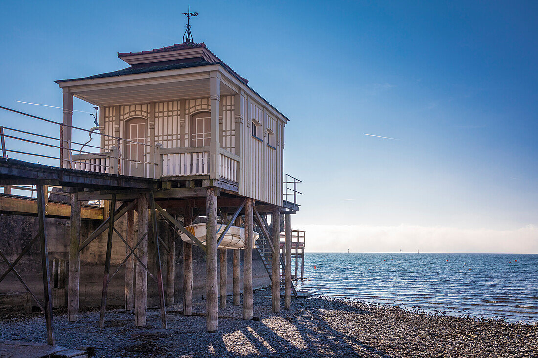 Bathing house on the promenade in Wasserburg am Bodensee, Bavaria, Germany