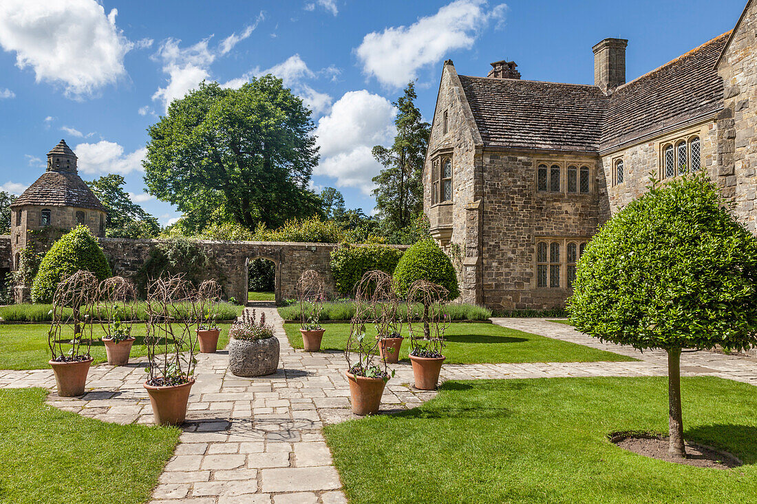 Nymans Garden bei Haywards Heath, West Sussex, England