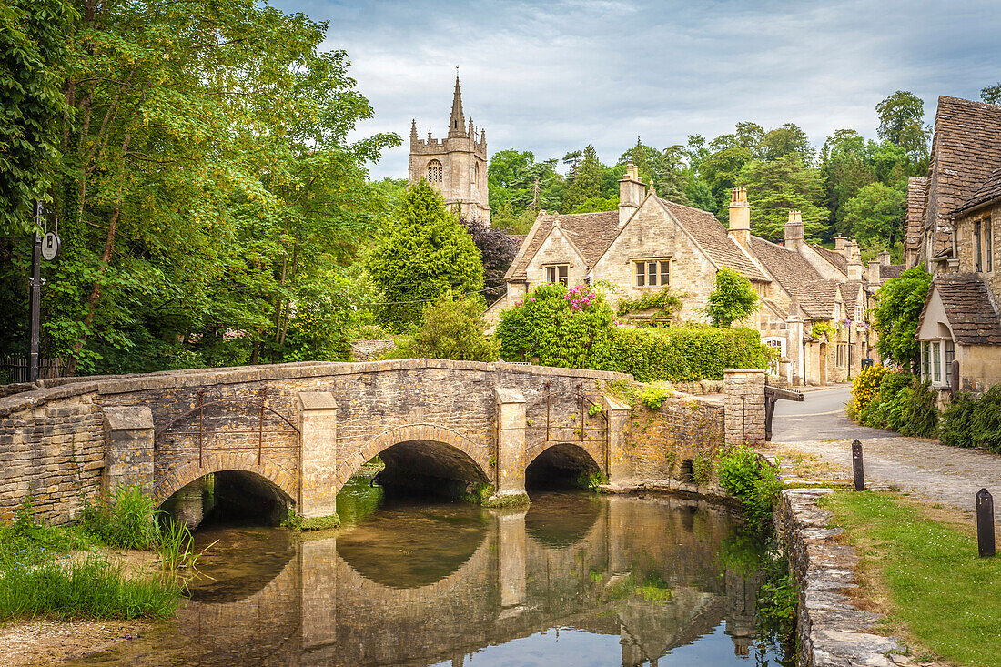 Das Dorf Castle Combe, Wiltshire, England