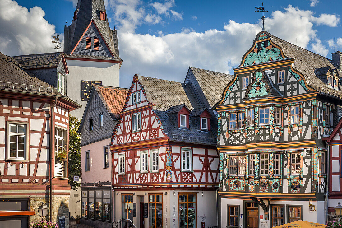 Historische Fachwerkhäuser am Marktplatz von Idstein, Hessen, Deutschland
