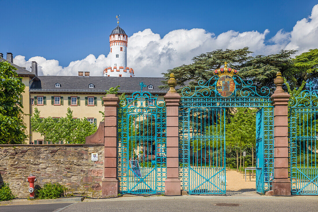 Eingangsportal zum Schloss von Bad Homburg vor der Höhe, Taunus, Hessen, Deutschland