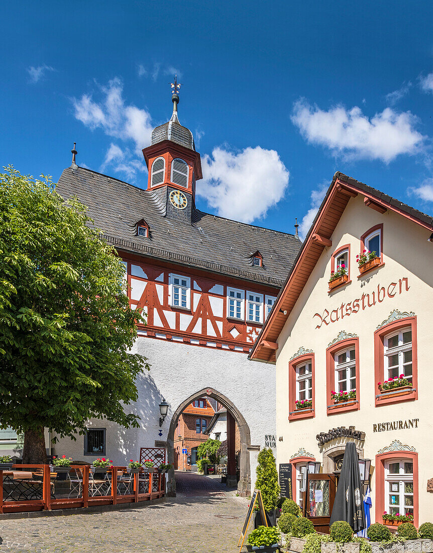 Historisches Rathaus von Königstein, Taunus, Hessen, Deutschland