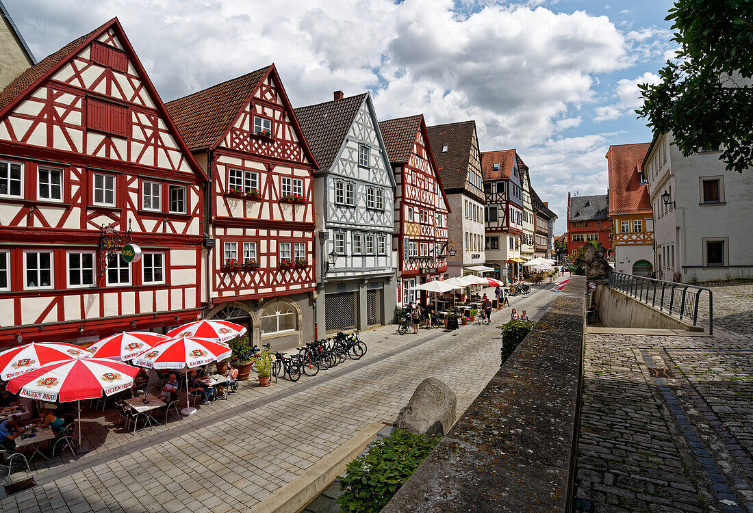 Fachwerkhäuser in der historische Altstadt von Ochsenfurt am Main, Landkreis Würzburg, Unterfranken, Franken, Bayern, Deutschland
