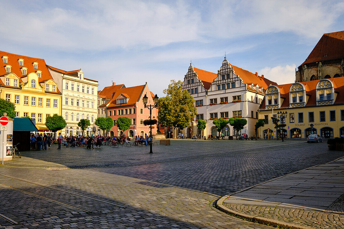 Altstadt mit schönen Bürgerhäusern in Naumburg/Saale an der Straße der Romanik, Burgenlandkreis, Sachsen-Anhalt, Deutschland\n