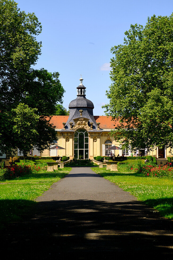 Park und Orangerie in der Stadt Meuselwitz bei Altenburg, Thüringen, Deutschland\n