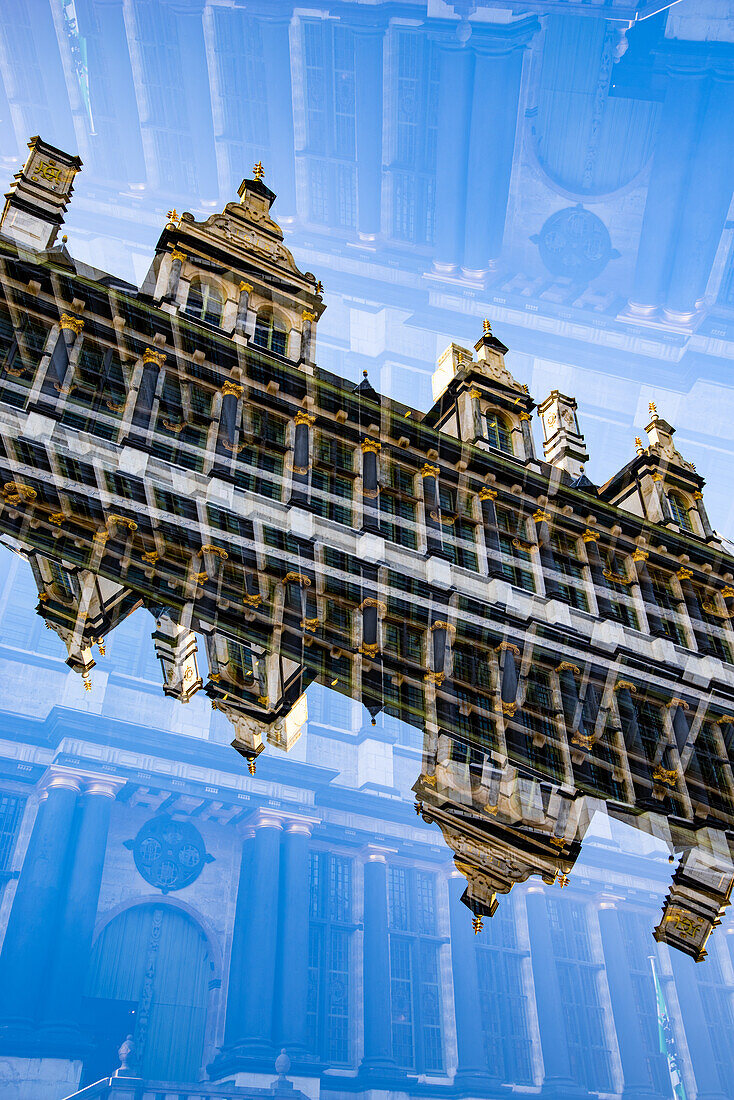 Doppelbelichtung vom Rathaus im historischen Stadtzentrum von Gent, Belgien
