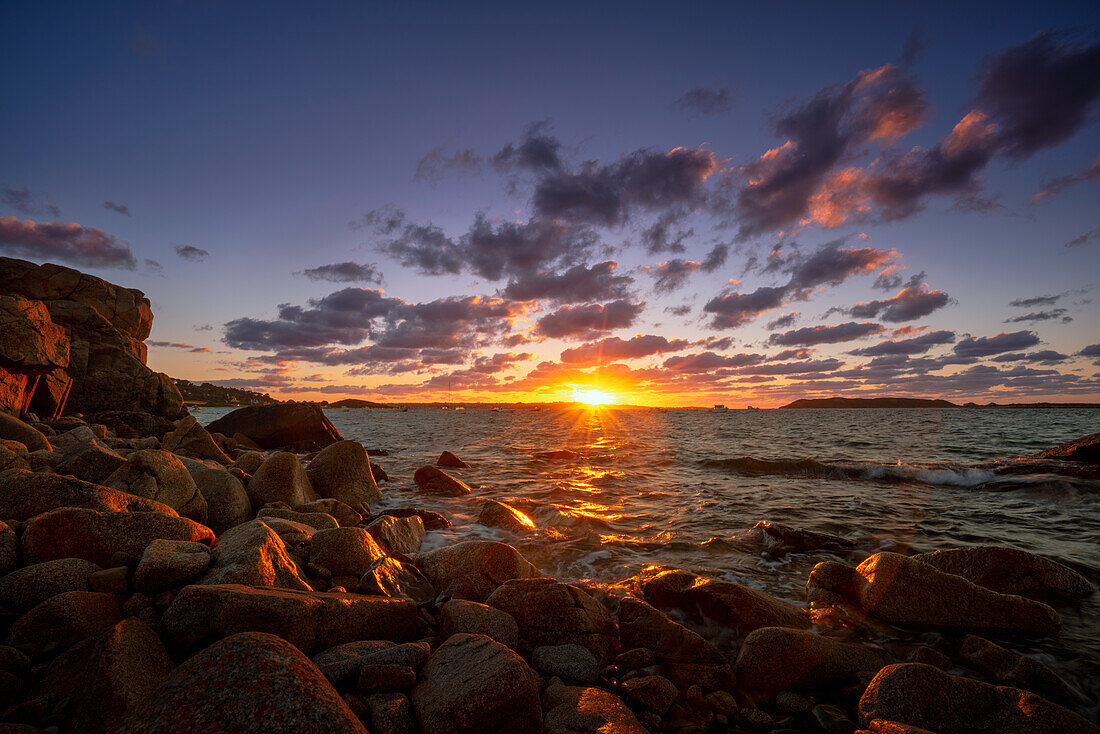 Abendstimmung an der Bretonischen Küste, Bretagne, Frankreich, Europa