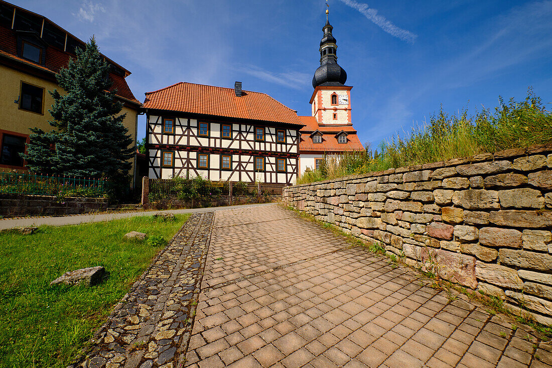 Die Evangelische Kirche in Helmershausen – der Dom der Rhön, Biosphärenreservat Rhön, Gemeinde Rhönblick, Landkreis Schmalkalden-Meinigen, Thüringen, Deutschland