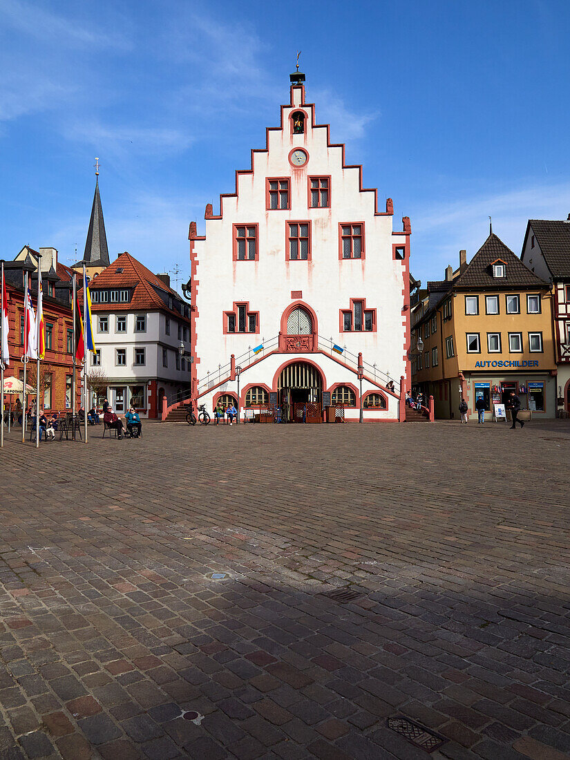 Historisches Rathaus von Karlstadt am Main, Landkreis Main-Spessart, Unterfranken, Bayern, Deutschland