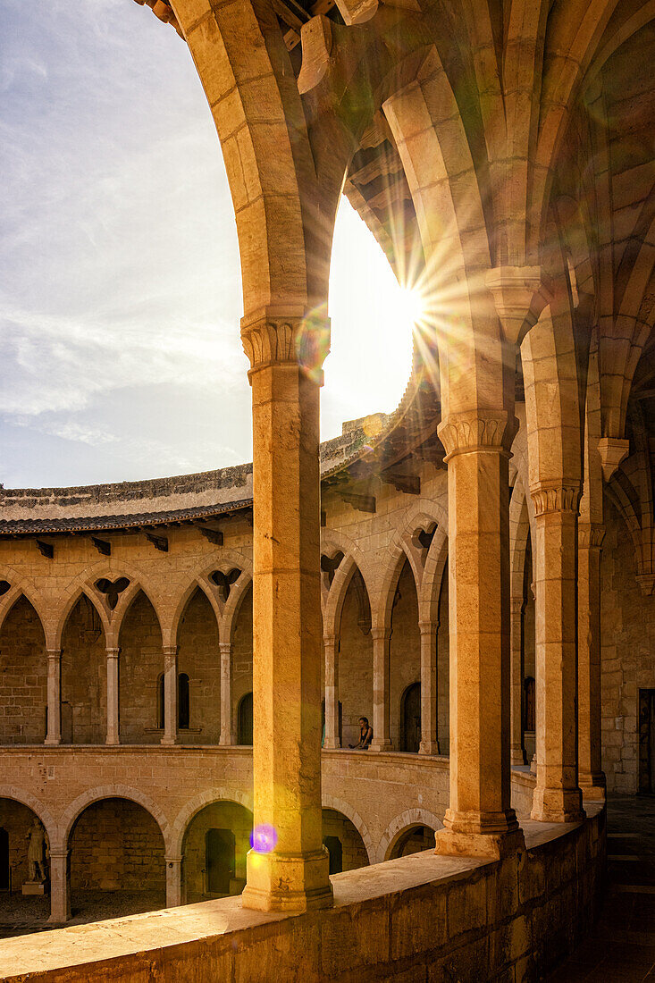 Innenhof der Burg, Castillo de Bellver, Palma de Mallorca, Mallorca, Spanien