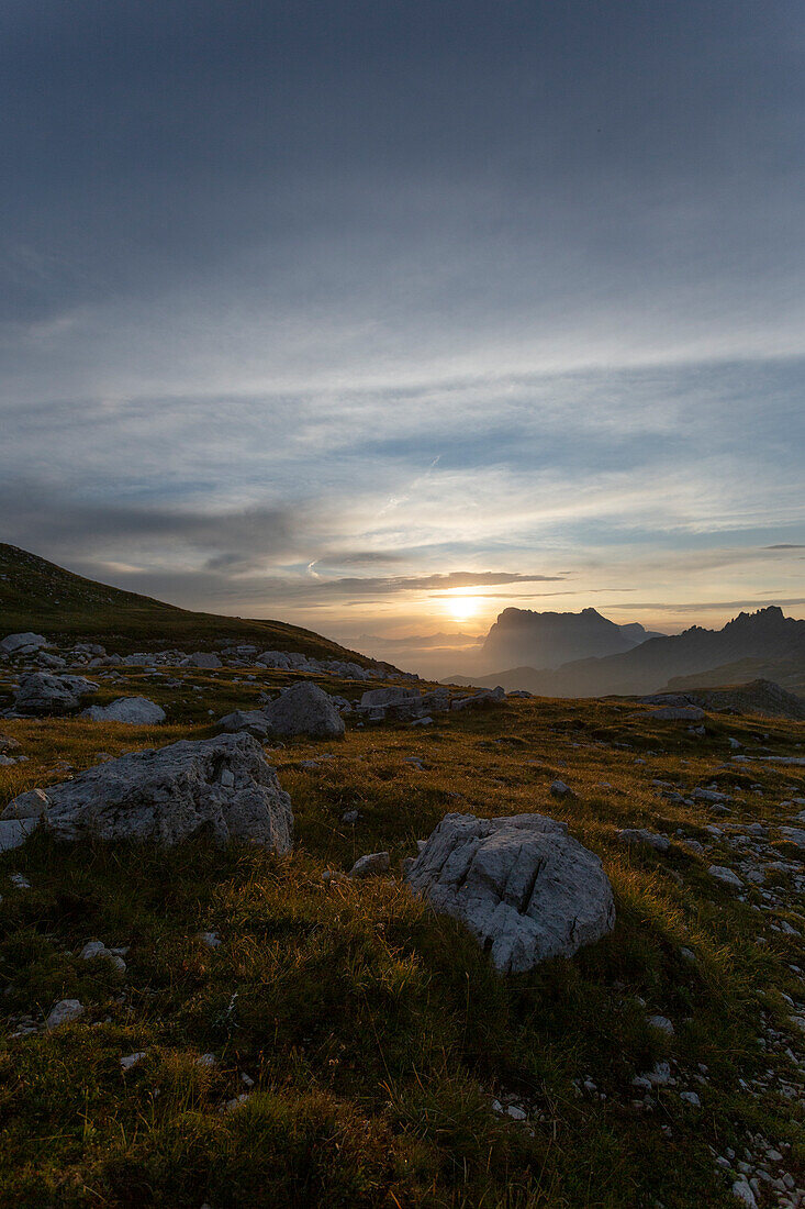 Sonnenaufgang am Schlernhaus, Dolomiten, Schlern, Rosengarten, Südtirol, Italien