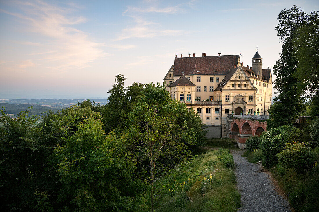 Schloss Heiligenberg mit Blick zum Bodensee, Bodenseekreis, Linzgau, Baden-Württemberg, Deutschland, Europa