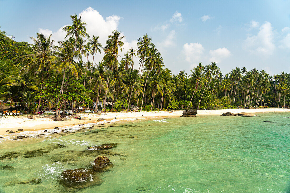 Dream beach Ao Noi Beach on the island of Ko Kut or Koh Kood in the Gulf of Thailand, Asia