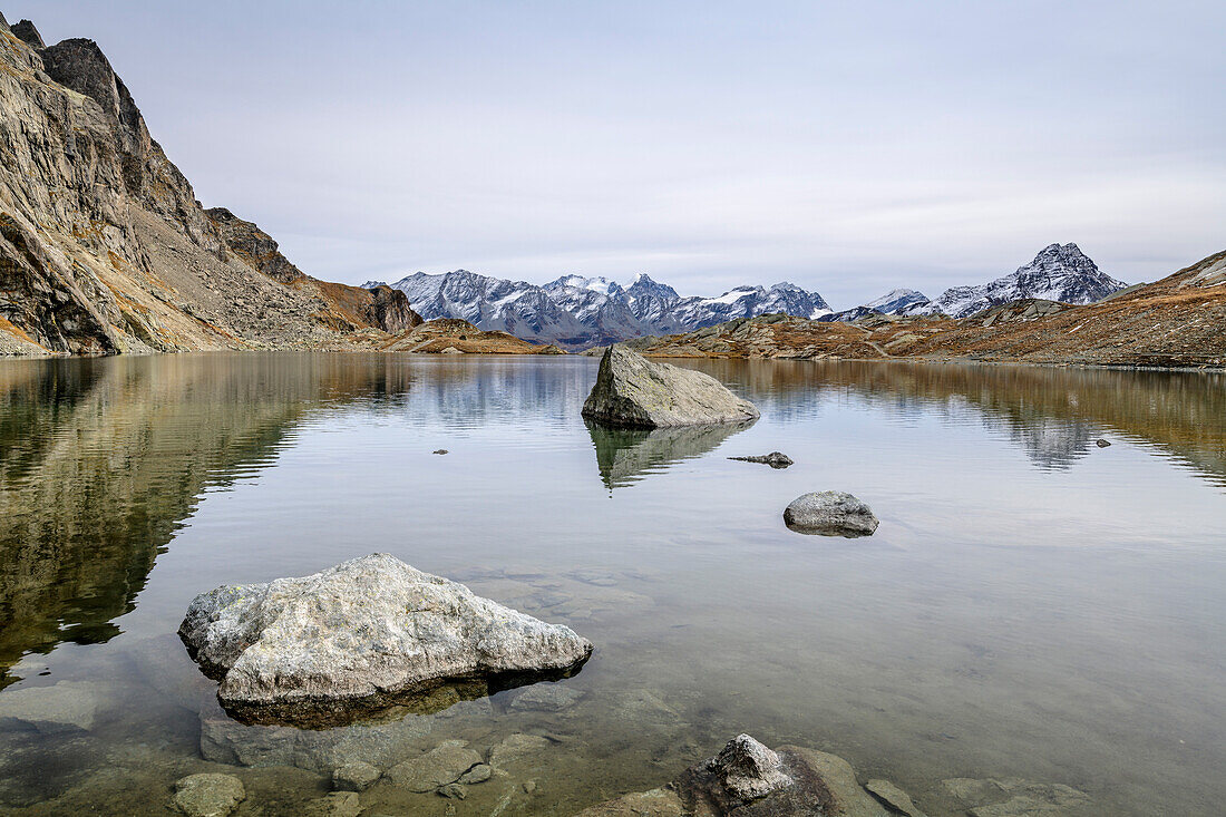 Lunghinsee with Bernina Group in the background, Lunghinsee, Innquelle, Albula Alps, Graubünden, Switzerland