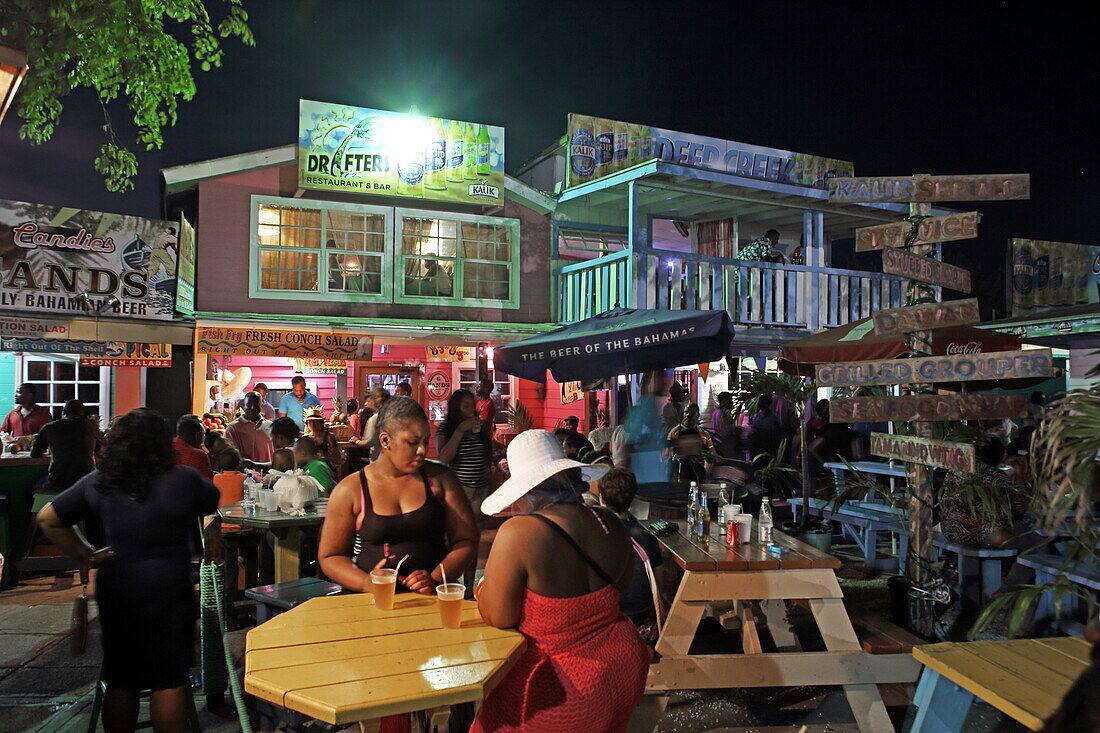 Fisch Restaurants 'Fish Fry', Fish Fry Street bei Arawak Cay, Nassau, Insel New Providence, The Bahamas