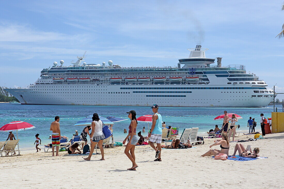 Cruise ship departing the Nassau terminal, seen from Junkanoo Beach, Nassau, New Providence Island, The Bahamas
