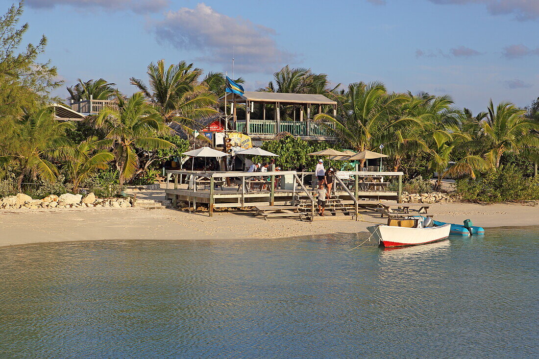 Pete's Pub and Gallery, Little Harbour, Great Abaco, Bahamas