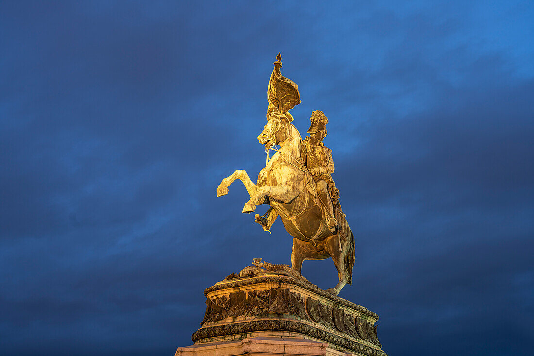 Das Reiterstandbild Erzherzog Karl auf dem Heldenplatz in Wien, Österreich, Europa 