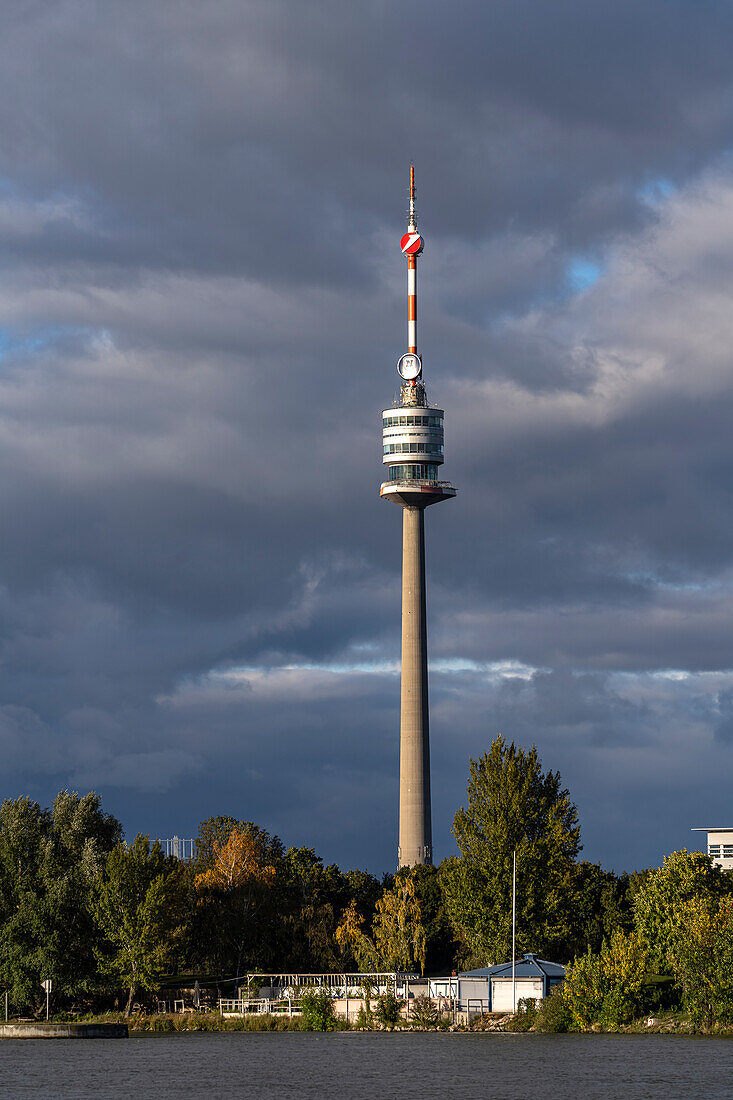 Donauturm in Wien, Österreich, Europa