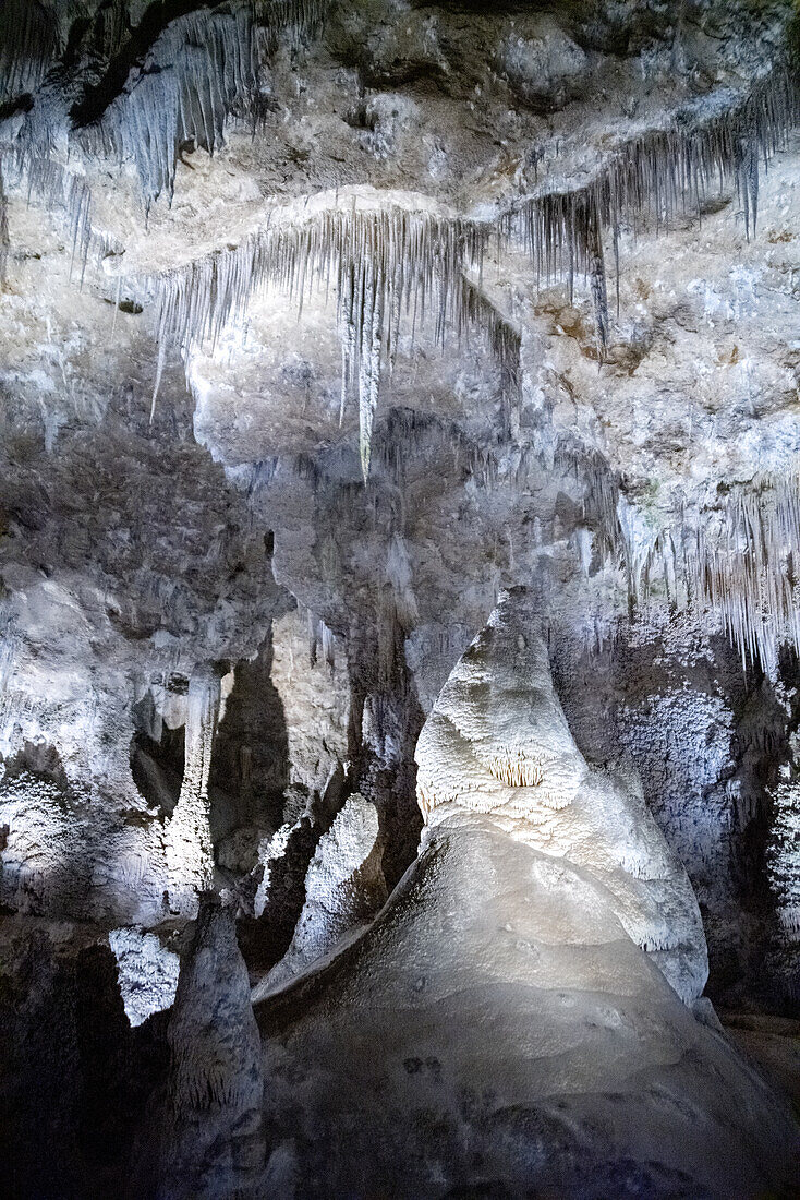 Stalagmites, Stalagtites and rock formations in the caves of Carlsbad Caverns, New Mexico.