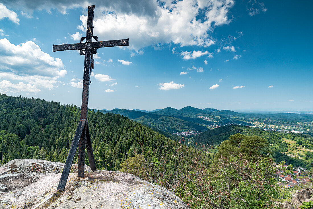 View of the Gernsbach valley, summit cross on the Lautenfelsen, Black Forest, Baden-Württemberg, Germany