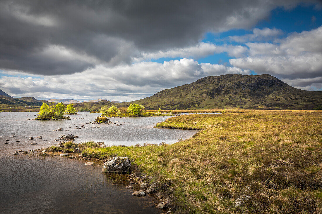 Lochan na h-Achlaise, Rannoch Moor, Argyll and Bute, Schottland, Großbritannien