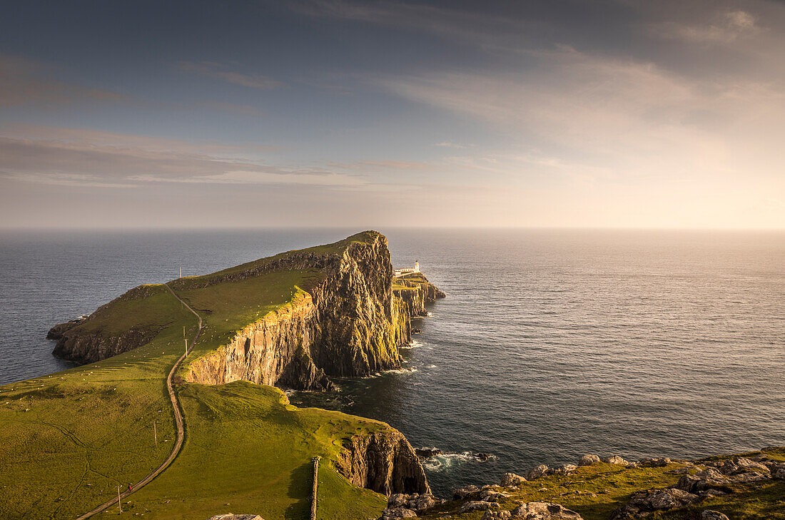 Neist Point Lighthouse, Isle of Skye, Highlands, Schottland, Großbritannien