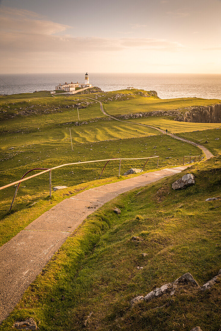 Weg zum Neist Point Lighthouse, Isle of Skye, Highlands, Schottland, Großbritannien