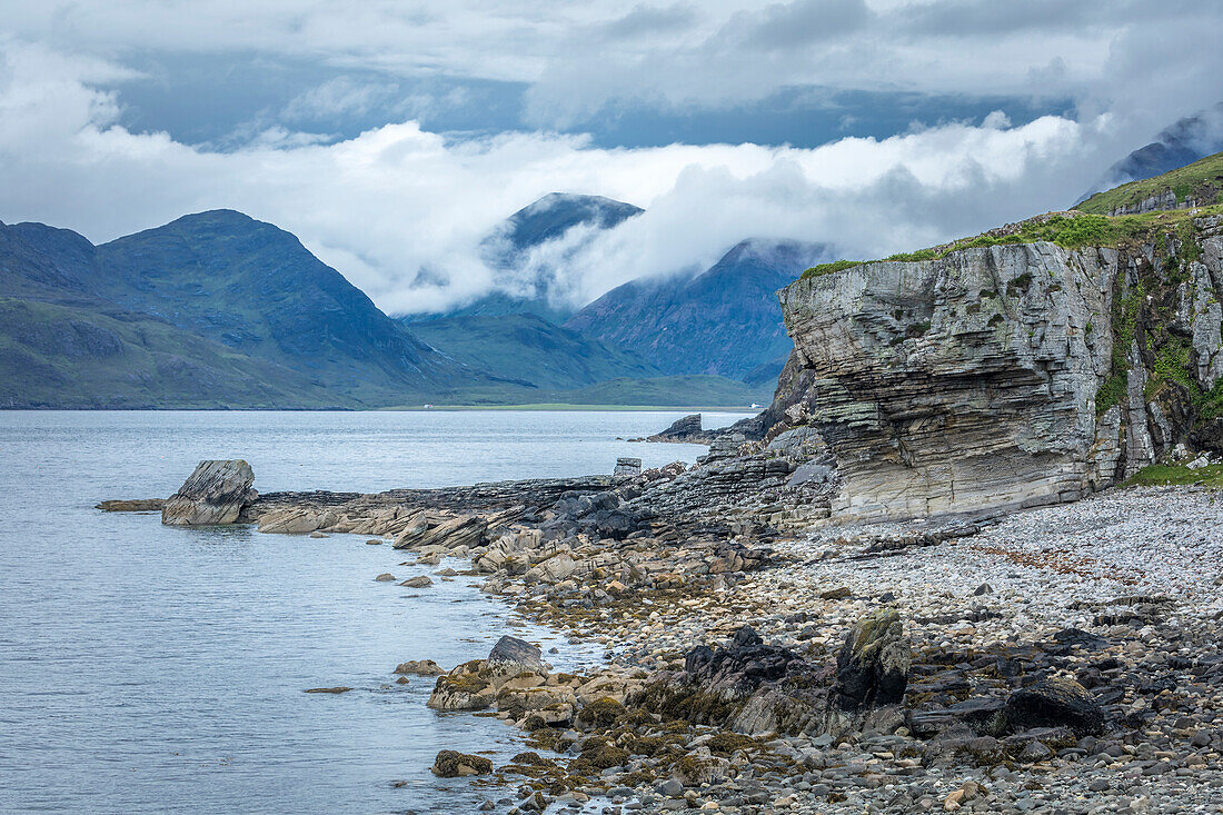 Felsküste bei Elgol, Isle of Skye, Highlands, Schottland, Großbritannien