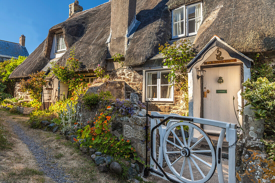 Alte Häuser im Fischerdorf Cagdwith, Lizard Peninsula, Cornwall, England