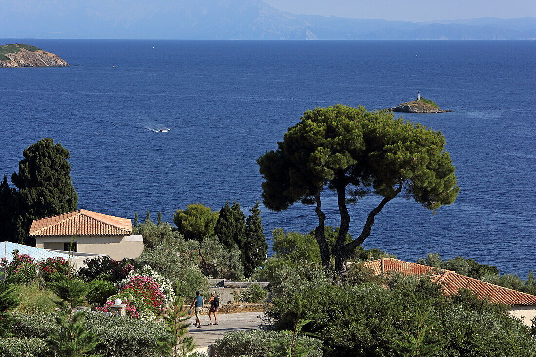 Panoramablick auf das Meer, Skiathos Stadt, Insel Skiathos, Nördliche Sporaden, Griechenland