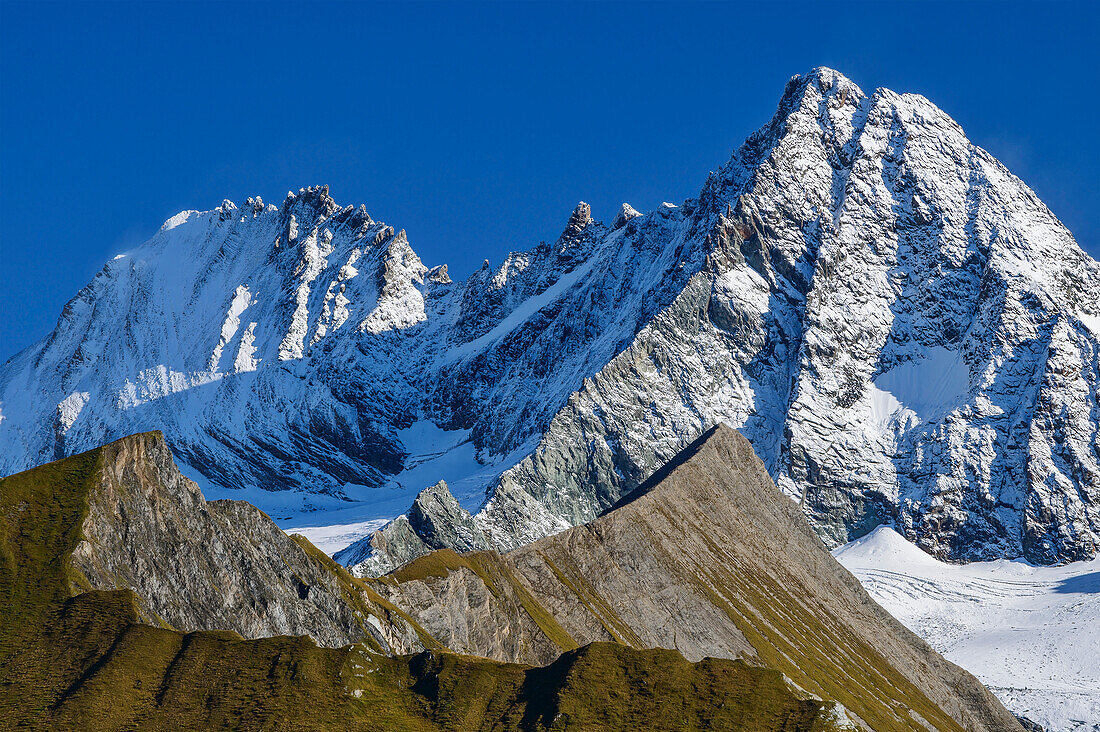 View of Großglockner from Schönleitenspitze, Schönleitenspitze, Hohe Tauern, Hohe Tauern National Park, East Tyrol, Austria