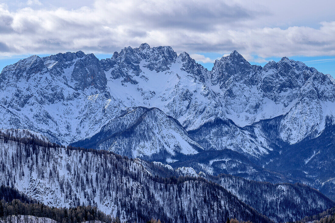 Fernblick auf Julische Alpen mit Skrlatica, vom Schwarzkogel, Karawanken, Kärnten, Österreich