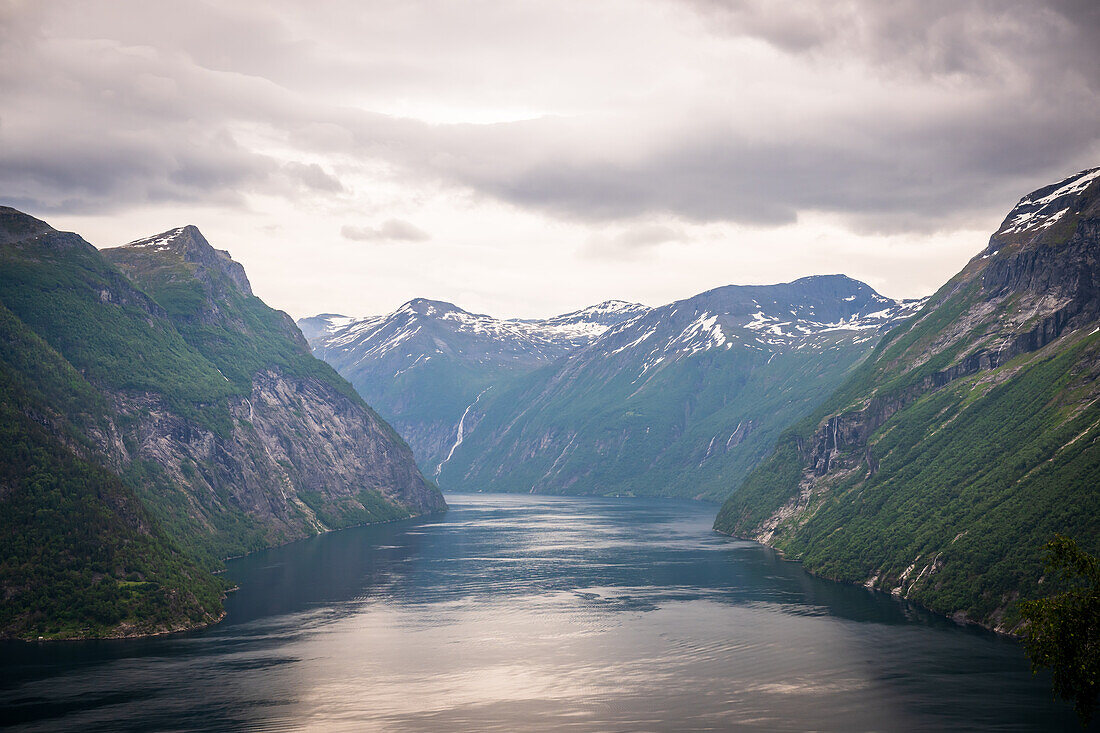 Blick in den Geirangerfjord, Moere og Romsdal, Vestlandet, Norwegen