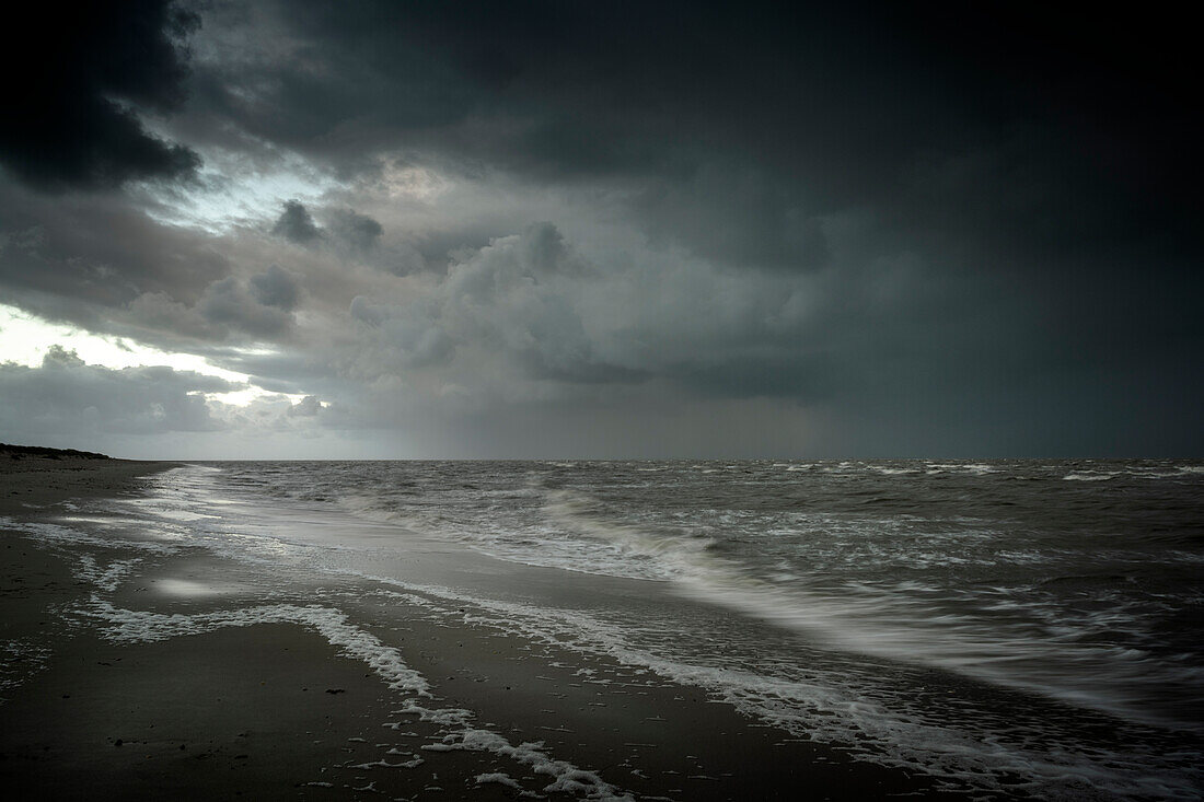 Wadden Sea during a storm in the evening light, Schillig, Wangerland, Friesland, Lower Saxony, Germany, Europe