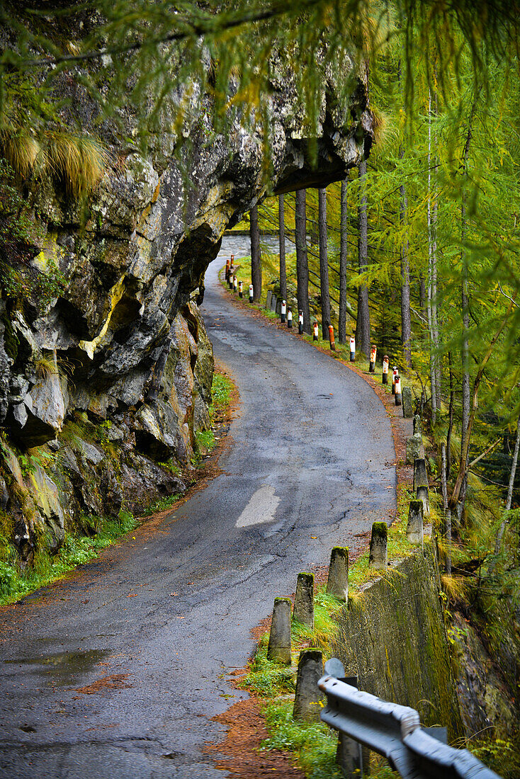 Val d'Ossola, Valle Antrona, Mountain Road