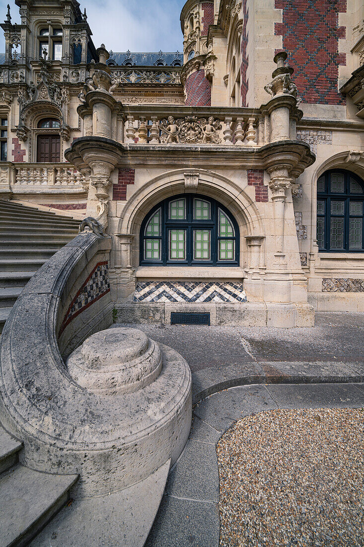 Außenansicht des Palais Bénédictine in Fecamp, Normandie, Frankreich