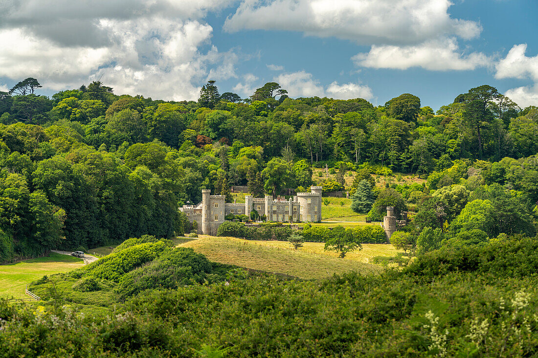Die Burg Caerhays Castle St. Austell, Cornwall, England, Großbritannien, Europa