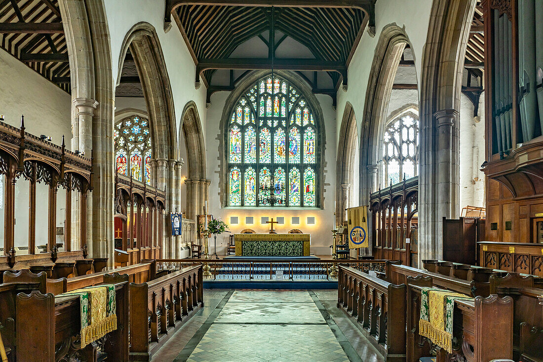 Innenraum der Kirche St Mary’s Church in Rye, East Sussex, England, Großbritannien, Europa  