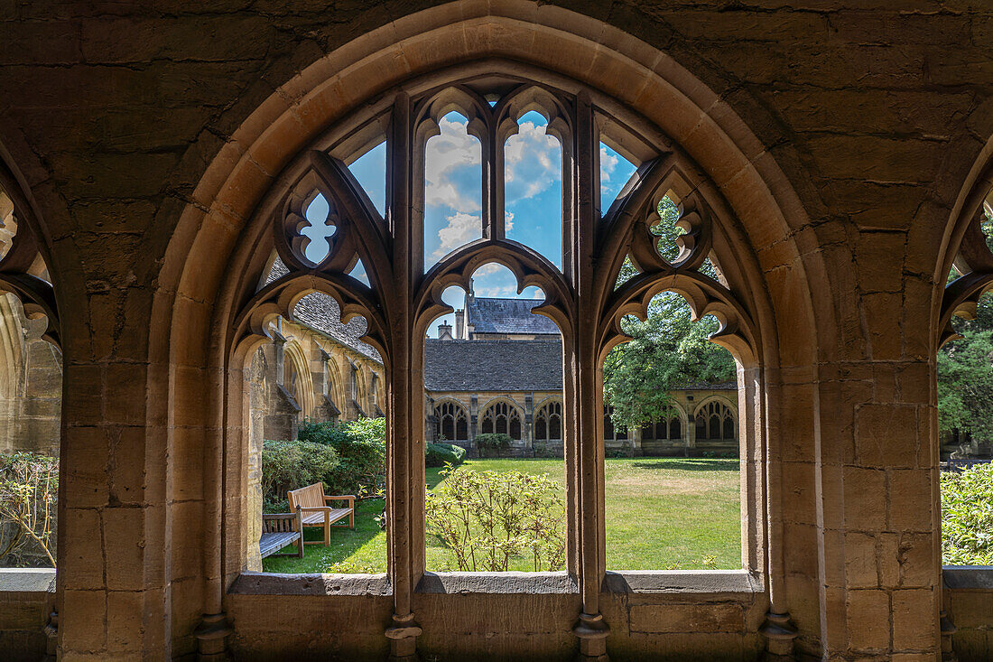 The Cloisters of New College, University of Oxford, Oxfordshire, England, United Kingdom, Europe