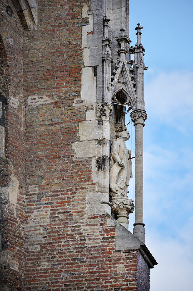 Choir buttresses with construction joint at the Ulm Minster, Ulm, Baden-Wuerttemberg, Germany, Europe