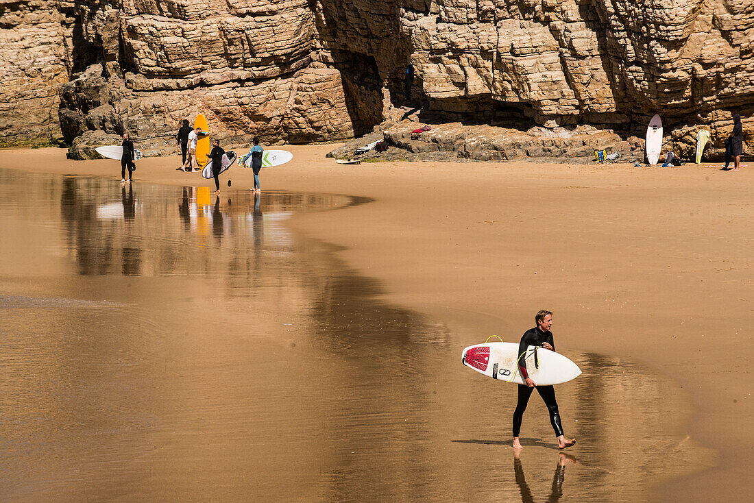 Surfers, Sagres, Portugal, April 2019