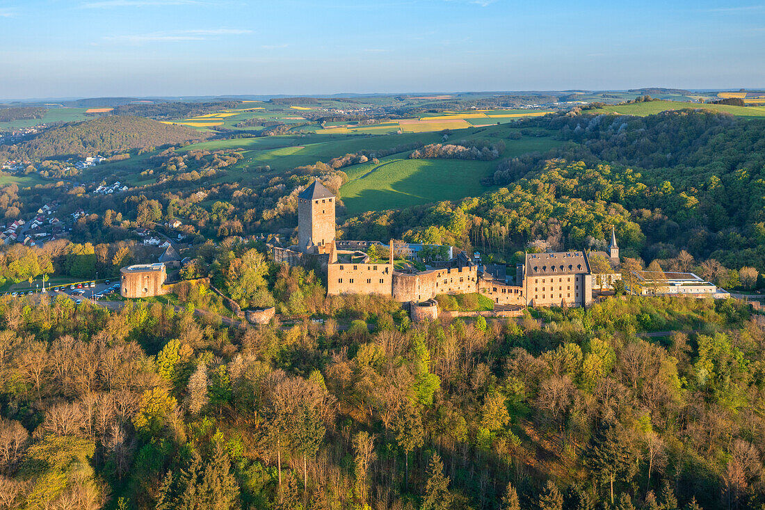 Lichtenberg Castle in the evening light, Thallichtenberg, Palatinate Uplands, Palatinate Forest