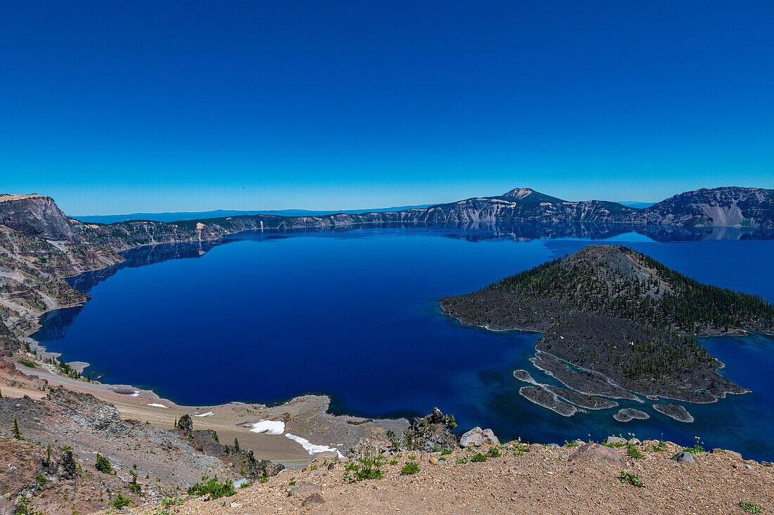 Watchman Viewing area in Crater Lake National Park