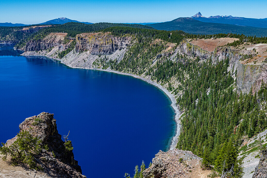 Blick auf den Crater Lake vom Cloudcap Point, Crater Lake National Park, Oregon, USA